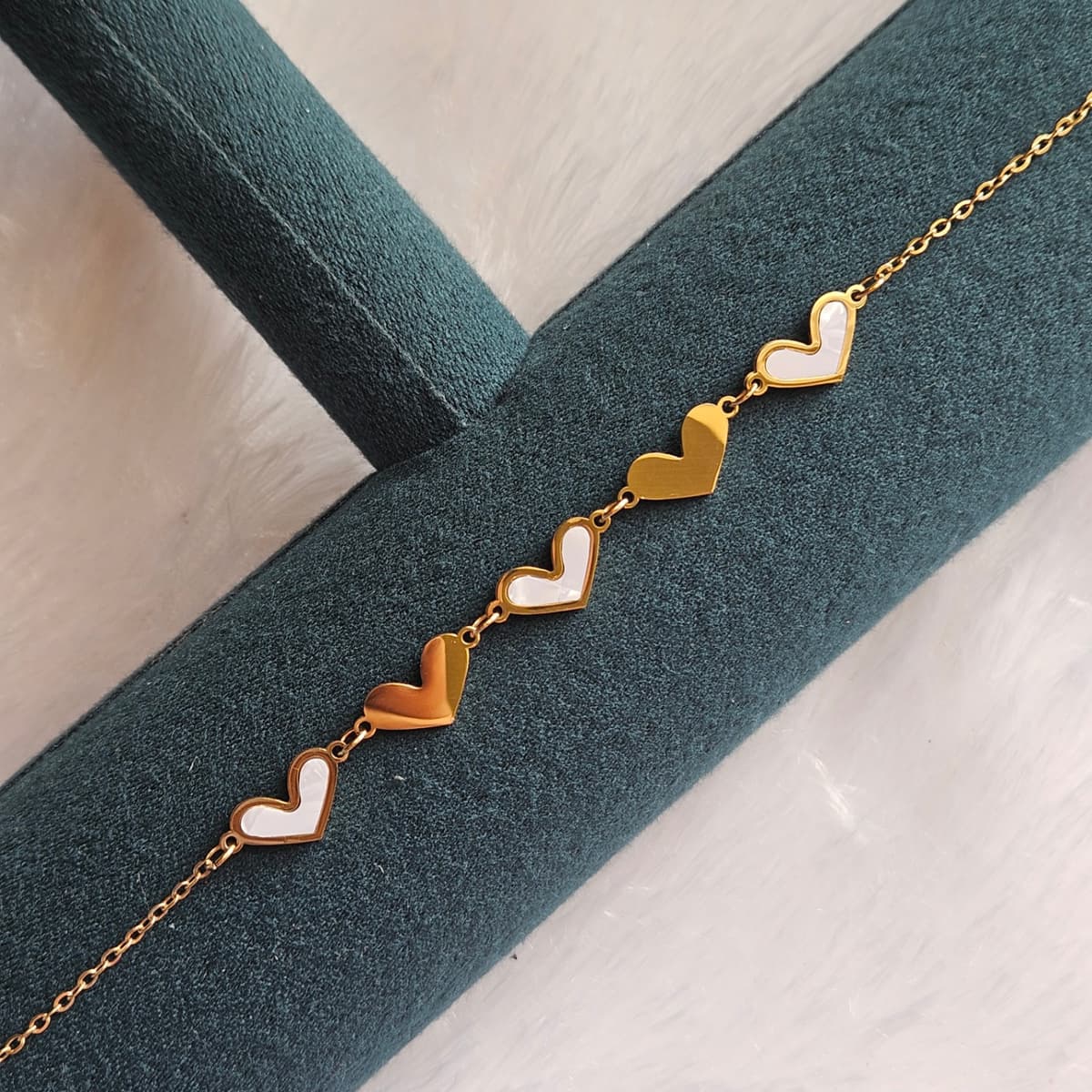 Heart line Chain bracelet  — image 2