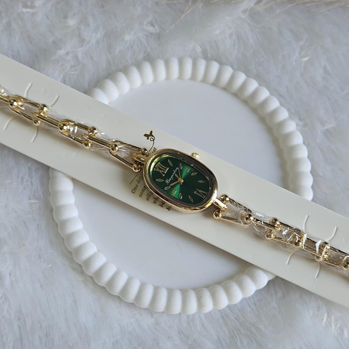 Anti-Tarnish Oval Dial Watch Green