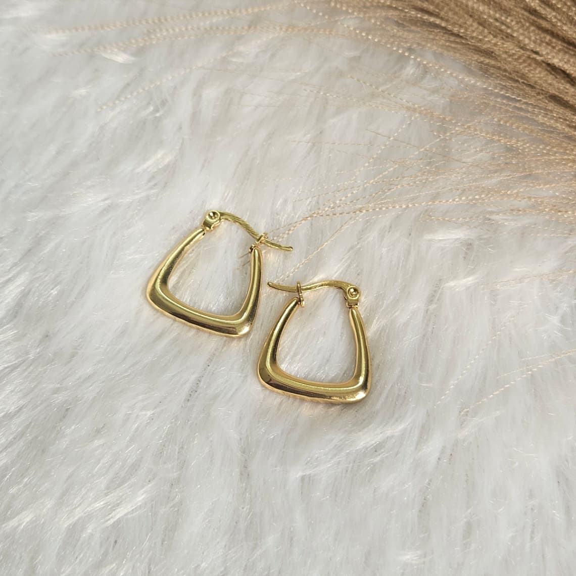 Anti-Tarnish Hoops