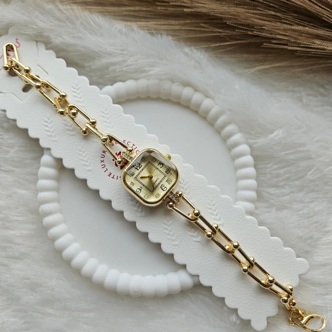 Anti-Tarnish Loop Chain Square Dial Watch Cream   — image 2