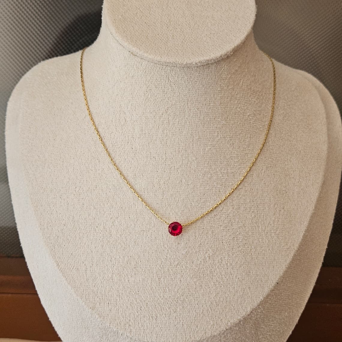 Red Solitaire Pendant 