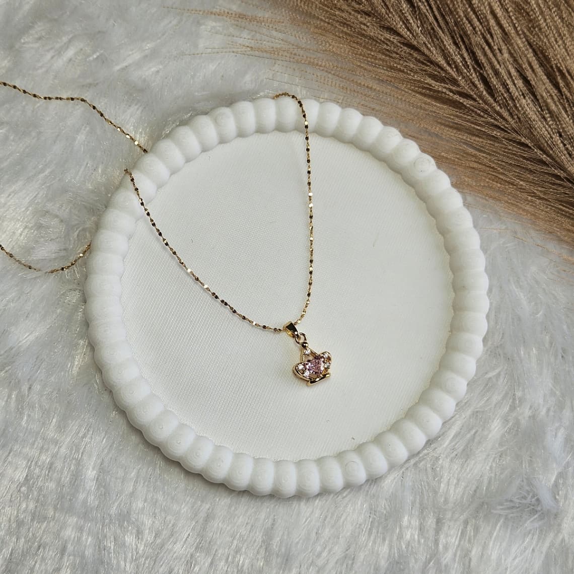 Crown Pendant Anti-Tarnish — image 3